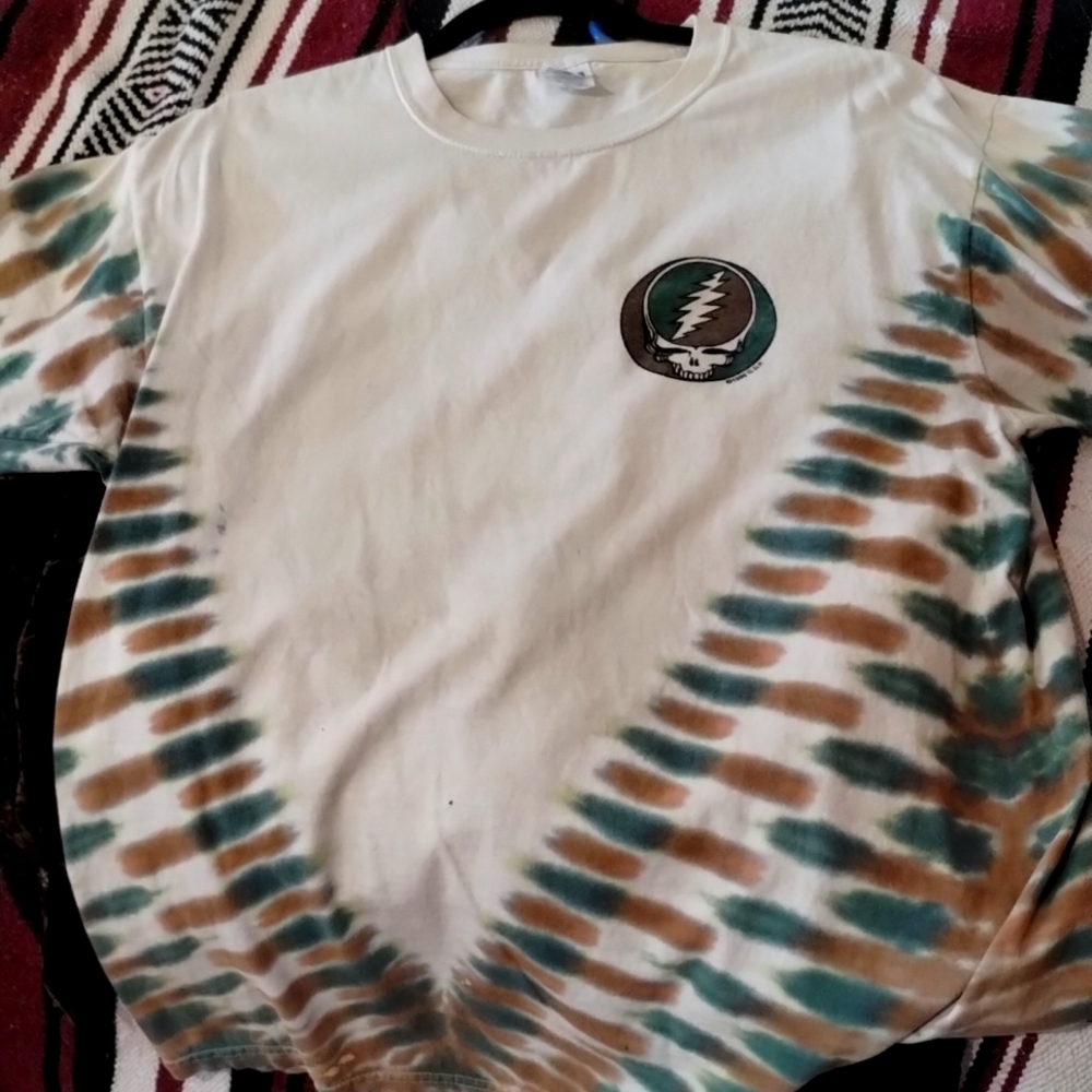 Band shirt. Grateful dead